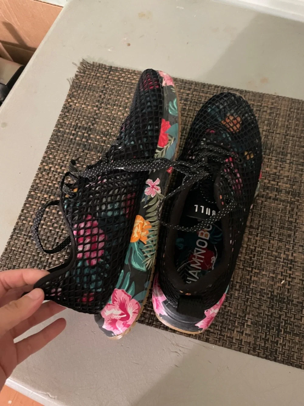 Nobull Floral Mesh Runners - Picture 6 of 7